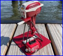 Miniature Outboard Motor, Red'57 Johnson 18 Hp, With Gas Tank And Display Stand